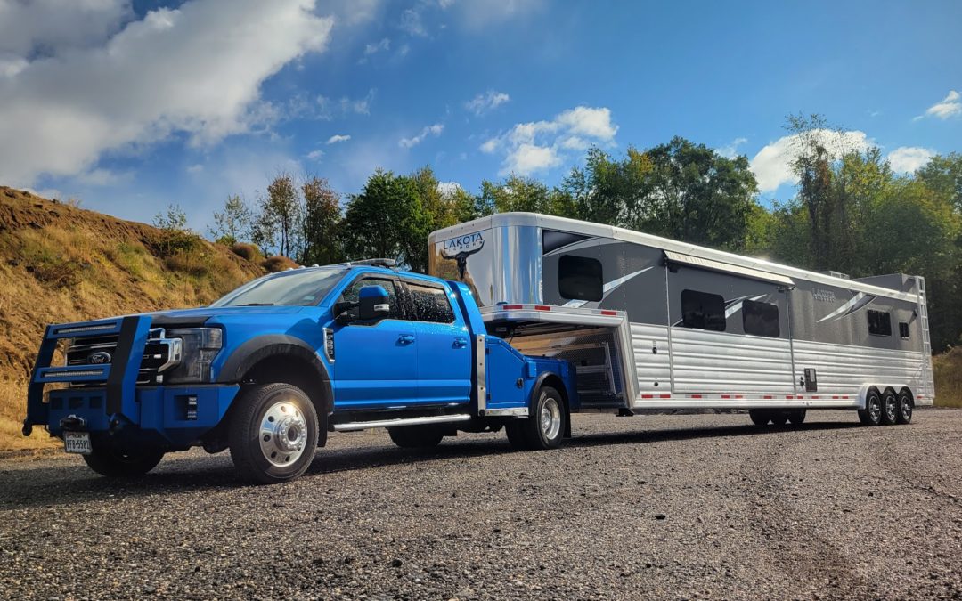 The Smoother Ride: Why a Fifth Wheel Hauler Truck (with a Fifth Wheel Hauler Bed) is Essential for Towing Luxury RVs and Horse Trailers